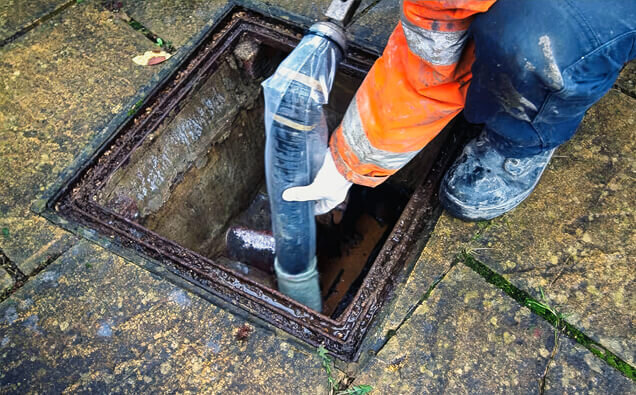https://blockeddrainswilletton.com.au/uploads/2025/07/hero-blocked-sewers-18660.jpg